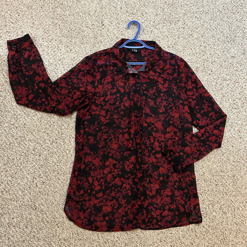 Beautiful semi sheer blouse from Long Tall Sally in a vibrant “splatter “print.